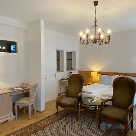 Carlton-europe Vintage Adults Hotel 4*