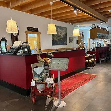 Carlton-europe Vintage Adults ホテル インターラーケン