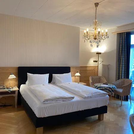 Carlton-europe Vintage Adults 4*